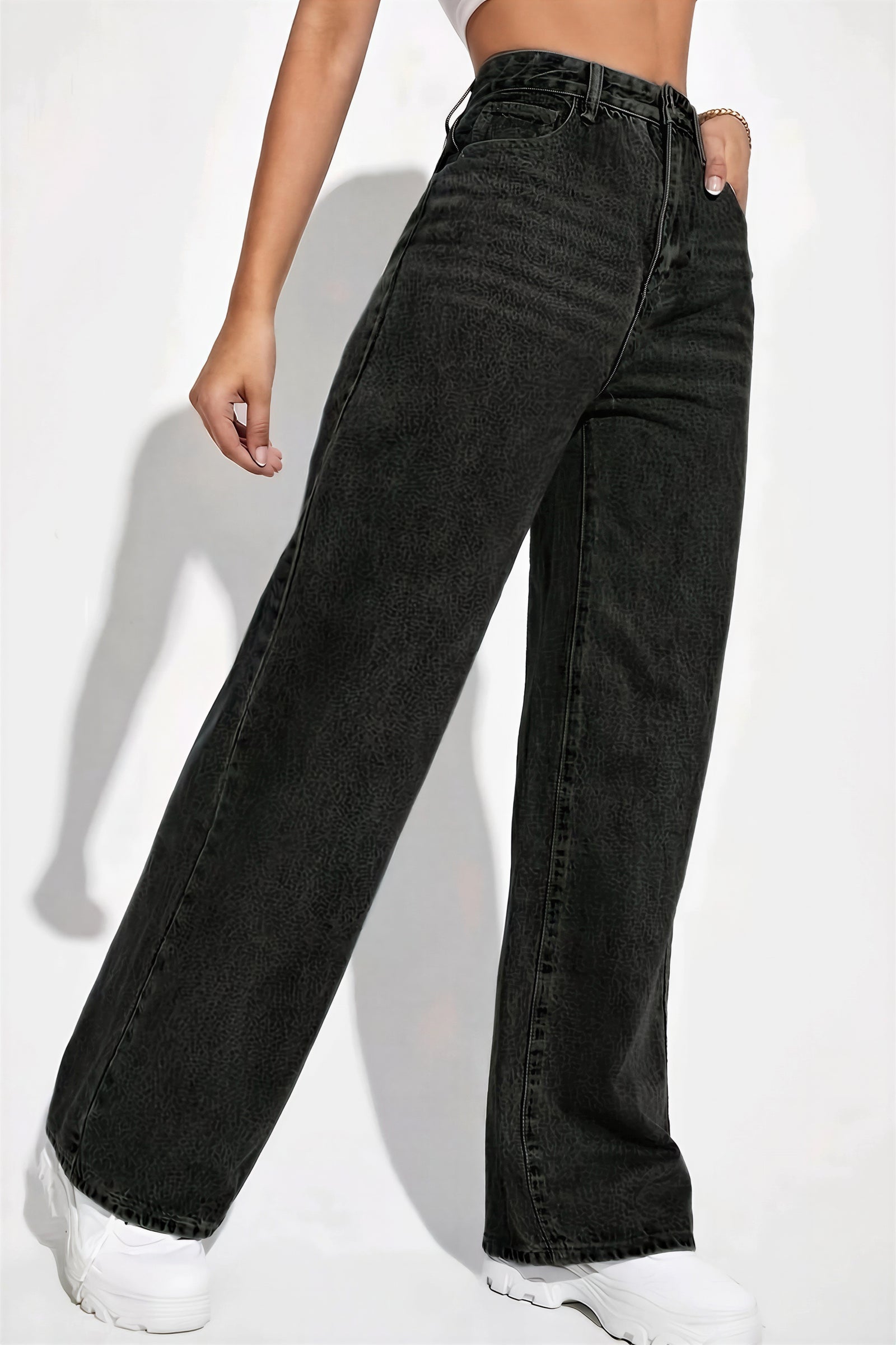 High-Waist Loose Straight Leg Jean | Sasha